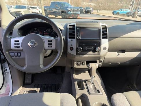Used 2019 Nissan Frontier S image 16