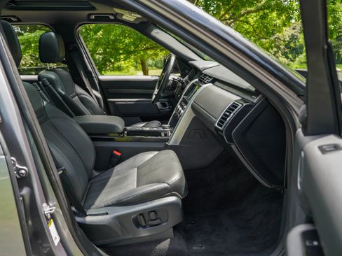 Used 2020 Land Rover Discovery HSE AWD/4WD image 27
