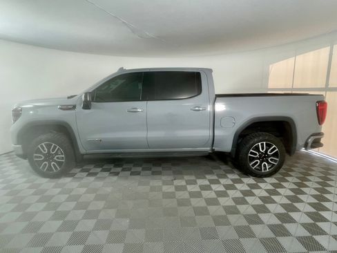 Used 2024 GMC Sierra 1500 AT4 w/ Technology Package AWD/4WD image 2