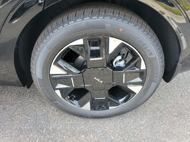 New 2026 Kia Sportage SX FWD image 13