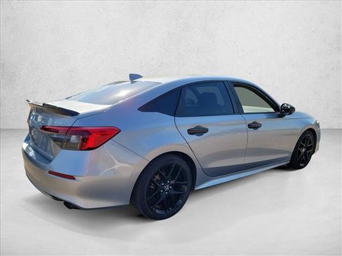 Used 2024 Honda Civic Sport image 5