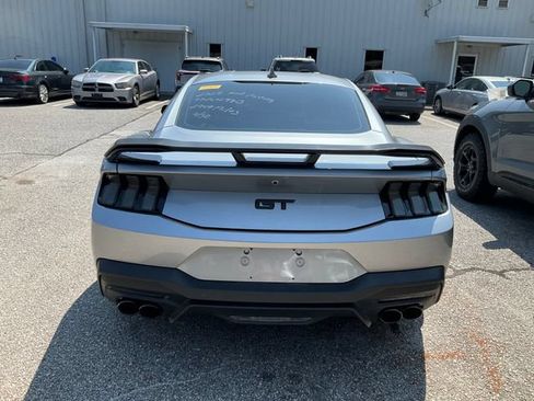 Used 2025 Ford Mustang GT Premium RWD image 5