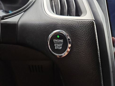 Used 2022 Ford Edge SEL AWD/4WD image 25