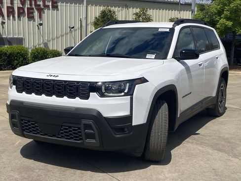 New 2026 Jeep Cherokee Laredo AWD/4WD image 4