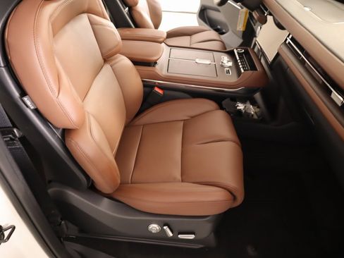 New 2025 Lincoln Navigator L Reserve image 14