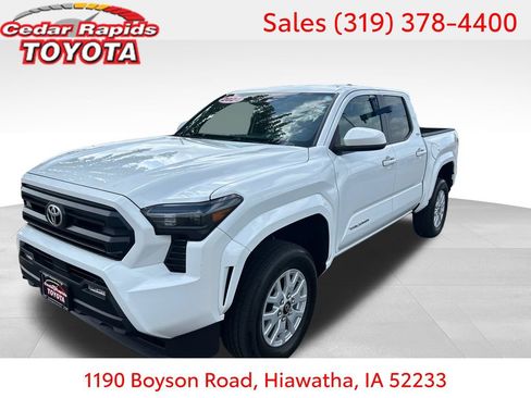 Certified 2024 Toyota Tacoma SR5 AWD/4WD image 1