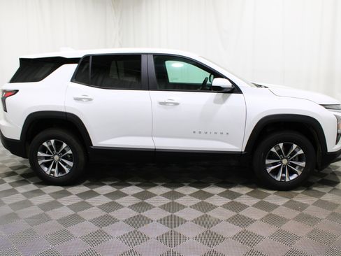 New 2026 Chevrolet Equinox LT image 31