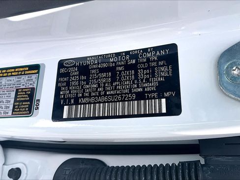 Used 2025 Hyundai Kona SEL FWD image 34