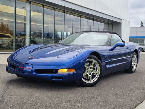 Used 2002 Chevrolet Corvette Convertible w/ Preferred Equipment Group2 image 1