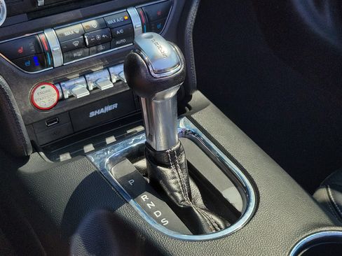 Used 2017 Ford Mustang Premium RWD image 10