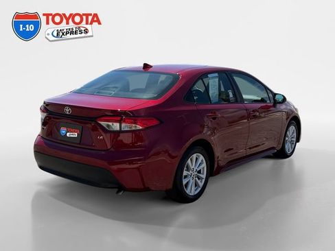 Certified 2026 Toyota Corolla LE w/ LE Premium Package FWD image 5