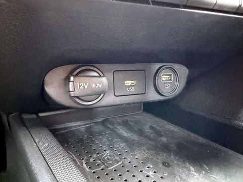 Used 2023 Hyundai Elantra SEL w/ Convenience Package FWD image 21