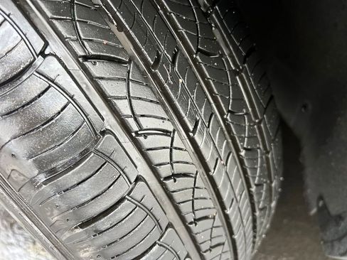 Certified 2024 Ford Edge SEL w/ Convenience Package image 31