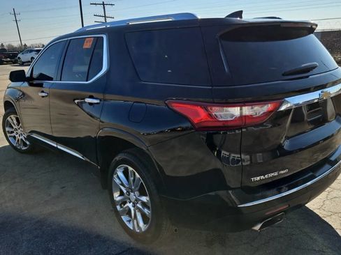 Used 2019 Chevrolet Traverse High Country image 2