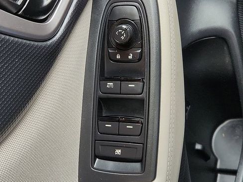 Certified 2023 Subaru Forester AWD/4WD image 22
