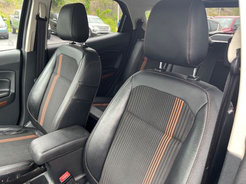 Certified 2018 Ford EcoSport SES AWD/4WD image 8