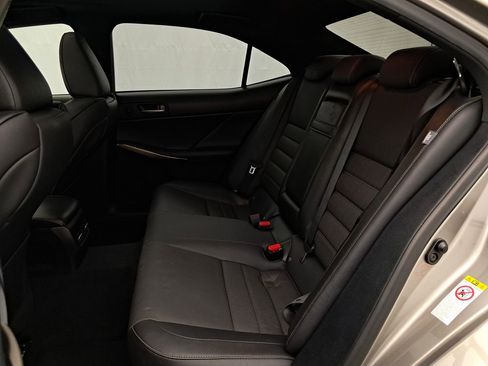 Used 2017 Lexus IS 350 F Sport image 34