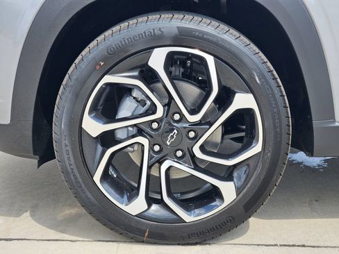 New 2026 Chevrolet Trax RS w/ Driver Confidence Package FWD image 13