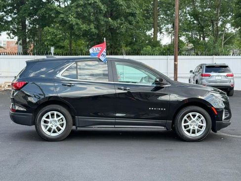 Used 2022 Chevrolet Equinox LT image 4