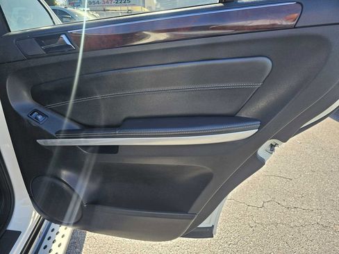 Used 2012 Mercedes-Benz GL 320 BlueTEC 4MATIC image 30