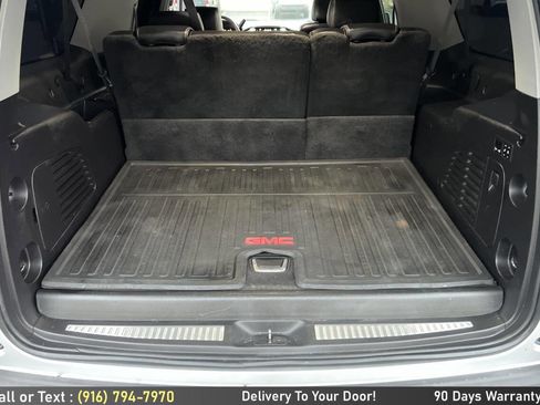 Used 2015 GMC Yukon XL Denali w/ Premium Package image 11