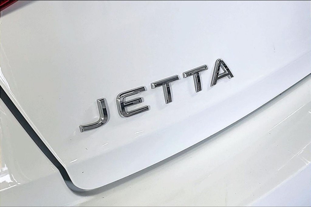 Used 2024 Volkswagen Jetta Sport FWD image 38
