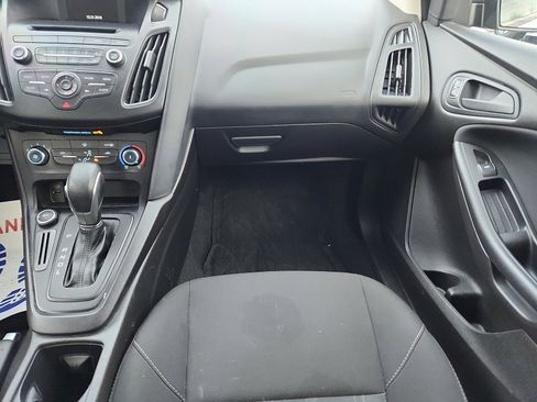 Used 2016 Ford Focus S image 11