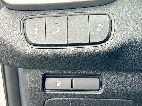 Used 2020 Kia Sorento LX AWD/4WD image 10