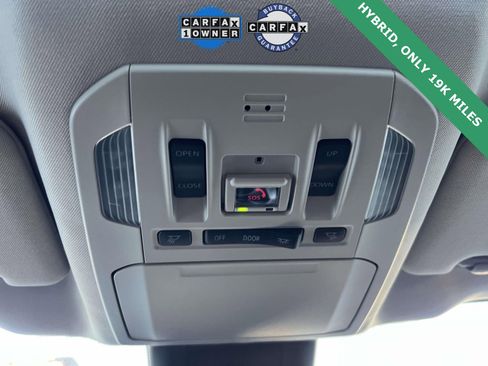 Used 2023 Toyota Highlander Limited image 32