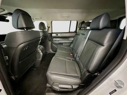 Used 2025 Hyundai Santa Fe SEL image 29