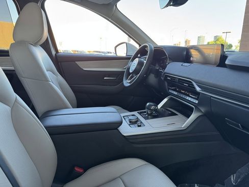 Used 2024 MAZDA CX-90 Plug-In Hybrid w/ Preferred image 41