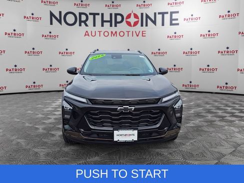 Used 2024 Chevrolet Trax ACTIV w/ Sunroof Package image 13