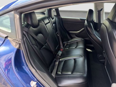 Used 2021 Tesla Model 3 Standard Range Plus RWD image 19