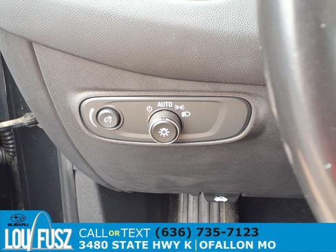Used 2019 Chevrolet Equinox LT FWD image 20