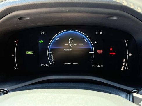 Used 2025 Toyota Camry SE FWD image 23