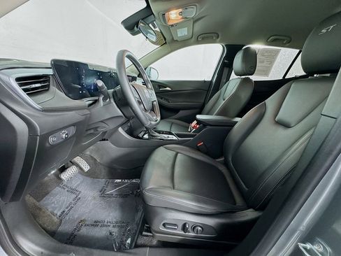 Used 2024 Buick Encore GX Sport Touring w/ Comfort Package FWD image 12