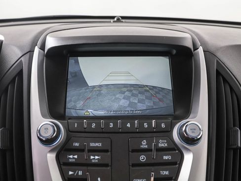 Used 2016 Chevrolet Equinox LT image 8