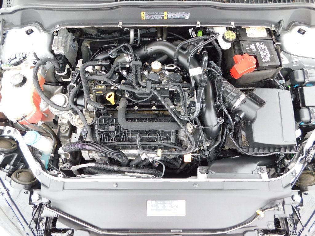 Used 2019 Ford Fusion SE FWD image 34