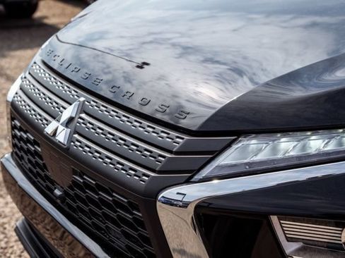 New 2026 Mitsubishi Eclipse Cross LE AWD/4WD image 13