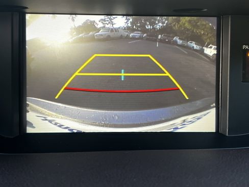 Used 2017 Lexus ES 350 w/ Premium Package image 26