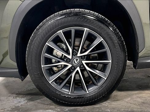 Used 2024 Lexus NX 250 FWD w/ Cold Area Package image 10
