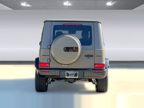 New 2026 Mercedes-Benz G 63 AMG 4MATIC image 9