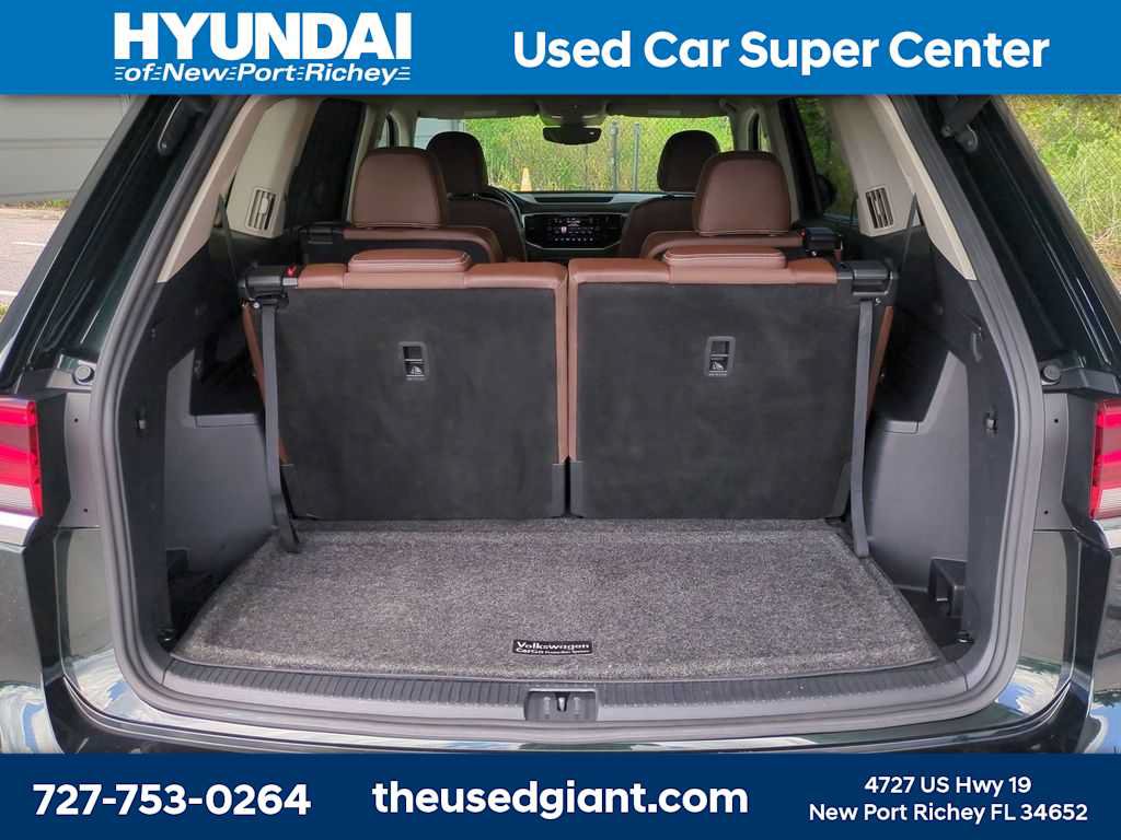 Used 2021 Volkswagen Atlas SEL R-Line FWD image 12