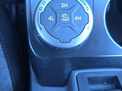 New 2025 Ford Bronco 4-Door AWD/4WD image 20