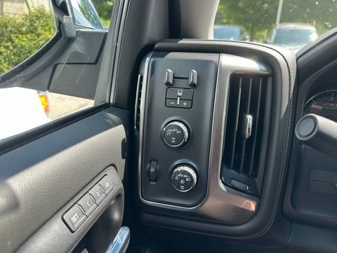 Used 2018 Chevrolet Silverado 1500 LTZ Z71 w/ LTZ Plus Package AWD/4WD image 13