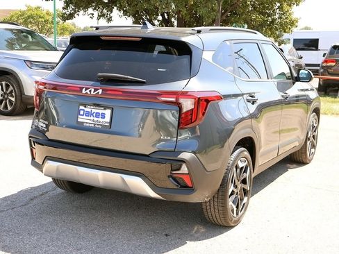 Used 2025 Kia Seltos SX w/ SX Sunroof Package AWD/4WD image 6