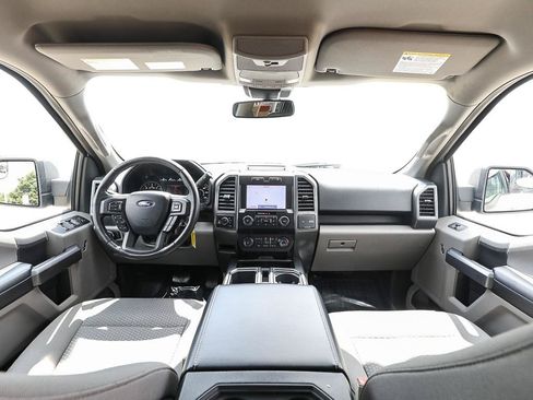 Used 2020 Ford F150 XLT w/ Equipment Group 302A Luxury AWD/4WD image 25