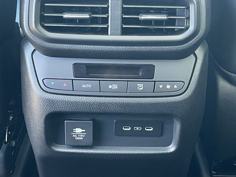 New 2025 Honda Pilot TrailSport image 28