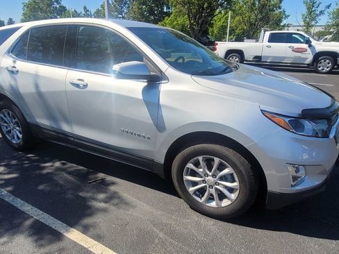 Used 2020 Chevrolet Equinox LT FWD image 14