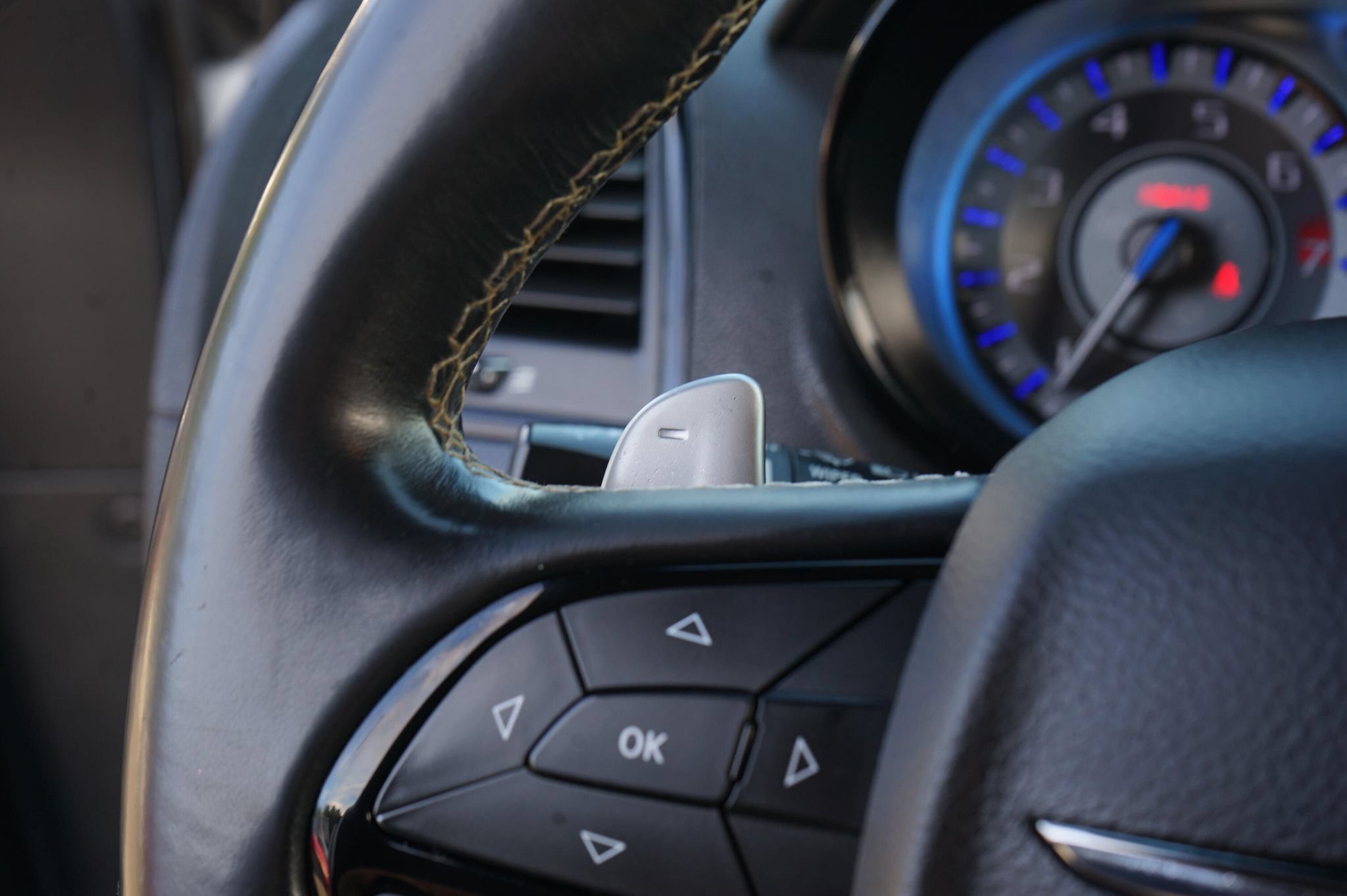 Used 2015 Chrysler 300 S RWD image 22